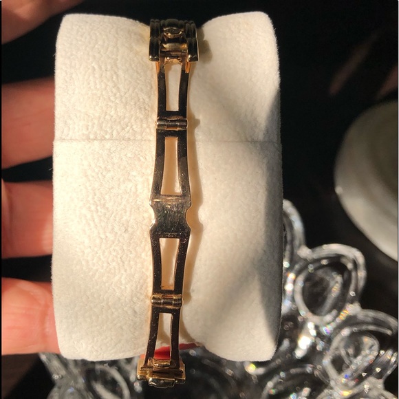 $983 SOLD!!!!! 14KT Solid Gold Movado Watch - Picture 7 of 8